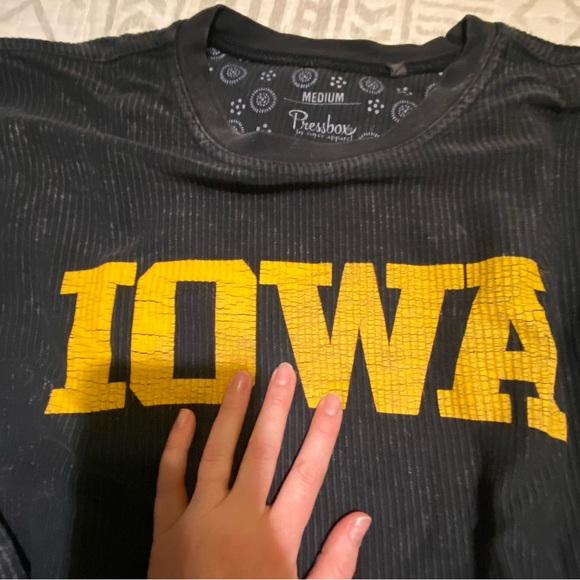 University of Iowa Hawkeyes Press-box Oversized Crewneck Sweatshirt Vintage feel - Picture 4 of 5
